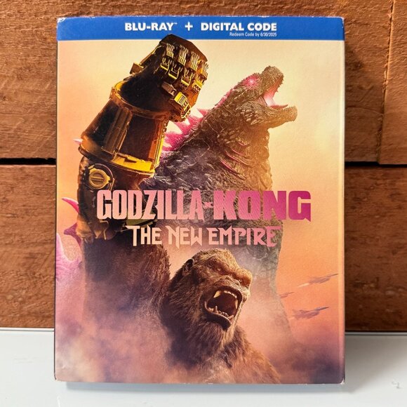 Godzilla X Kong: the New Empire (Blu-ray & Digital, 2024) New Sealed Slip Cover - Picture 2 of 5